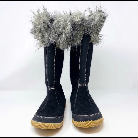 Sorel | Cozy Cate Felt Tall Winter Boots - Picture 3 of 11